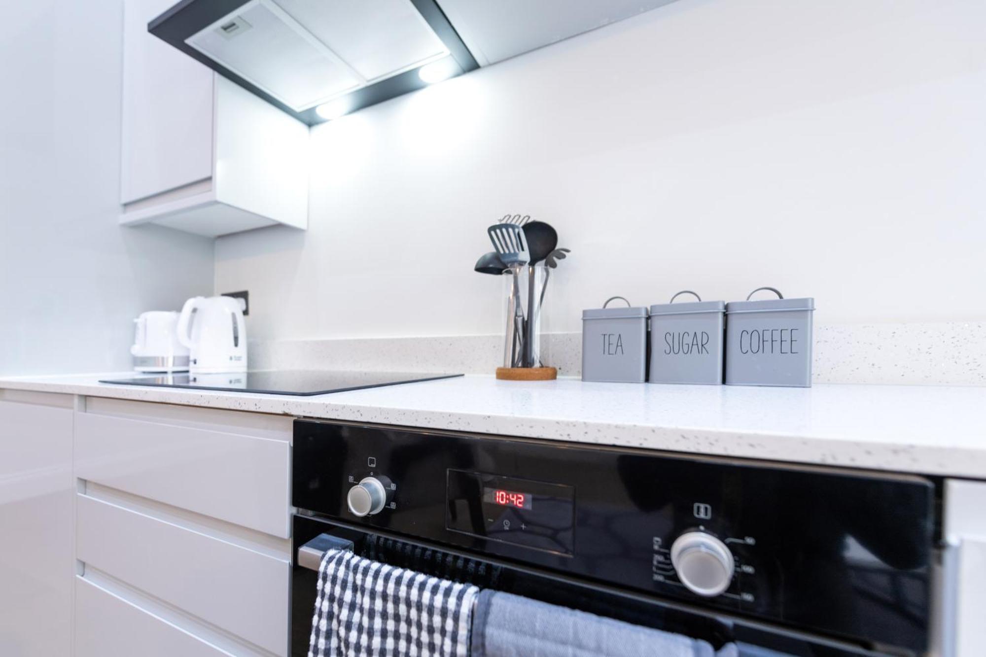 Ealing Residency Aparthotel Londra Exterior foto